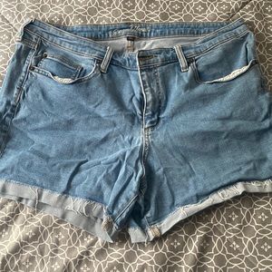 Universal Thread 18/34 Denim Shorts